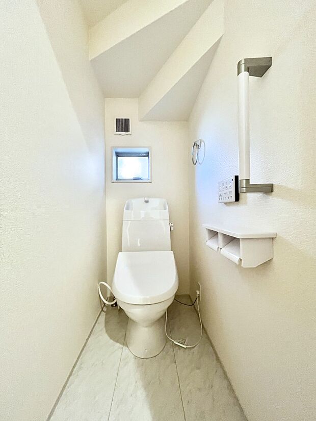 トイレは1階と2階それぞれに配置されていてとても便利です。 