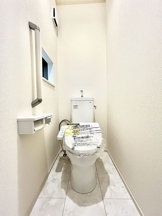 トイレは1階と2階それぞれに配置されていてとても便利です。 