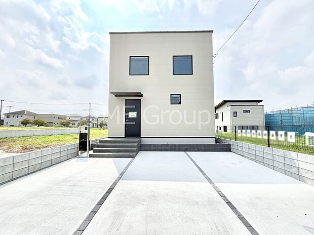 溢れる陽光でご家族の笑顔も輝く