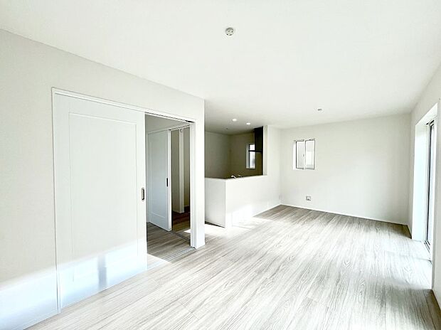 落ち着いた雰囲気のＬＤＫは家族みんなの快適空間  