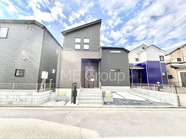 溢れる陽光でご家族の笑顔も輝く