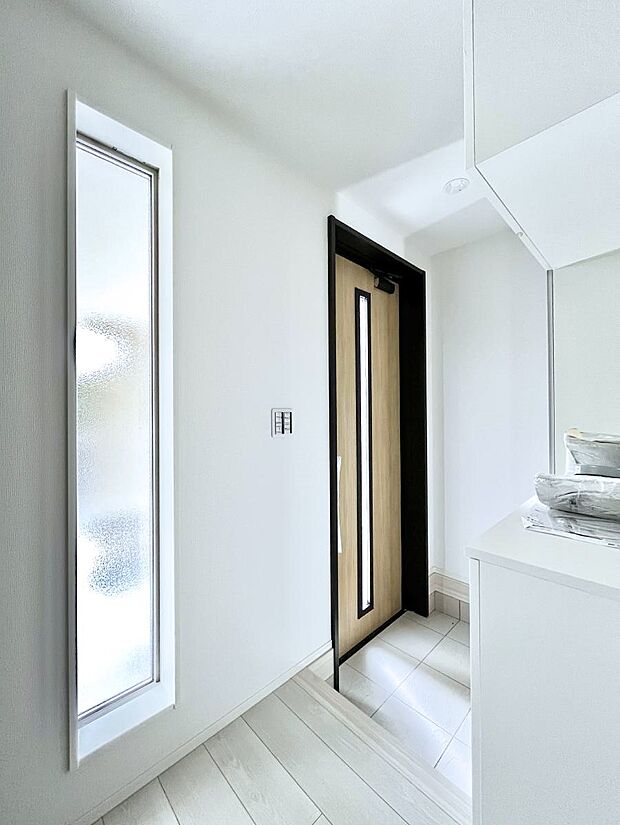 家族の帰宅やお客様をあたたかく迎える玄関