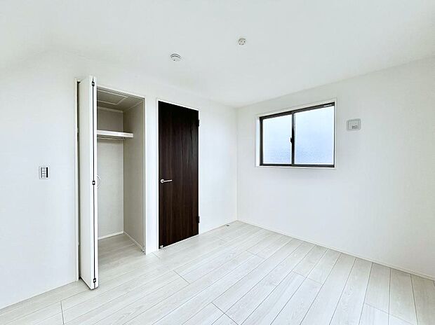 収納が充実しているので、居住スペースを広く使えます。