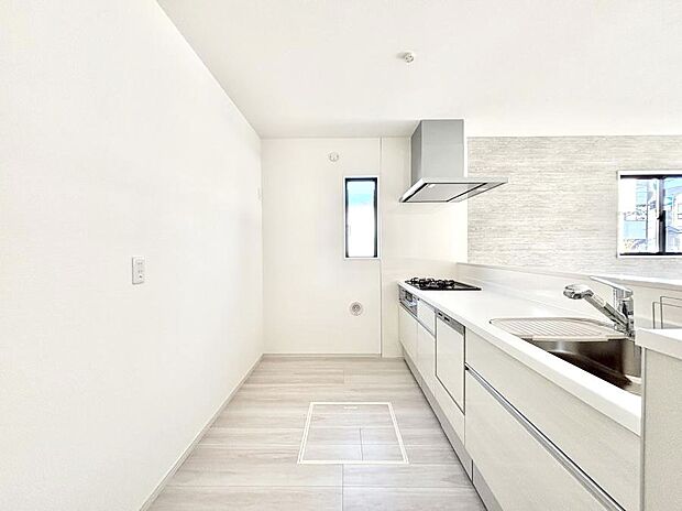 ゆとりあるキッチンではご家族と楽しくお料理ができます。