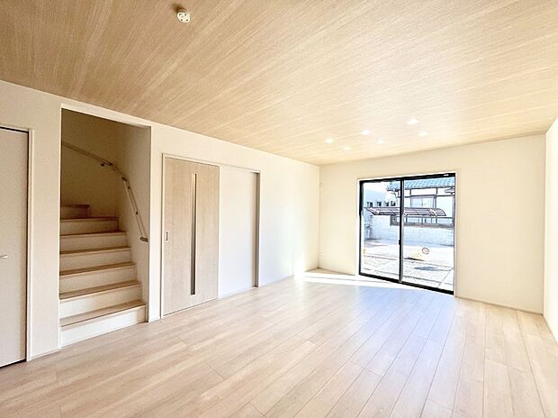 リビング階段が家族の笑顔と会話をつないでくれます  