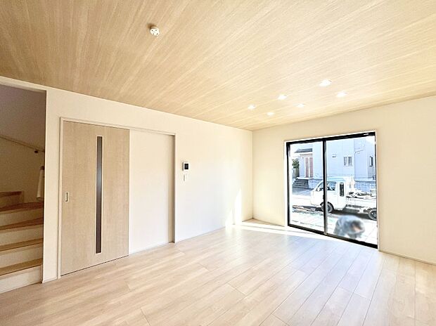 リビング階段が家族の笑顔と会話をつないでくれます  