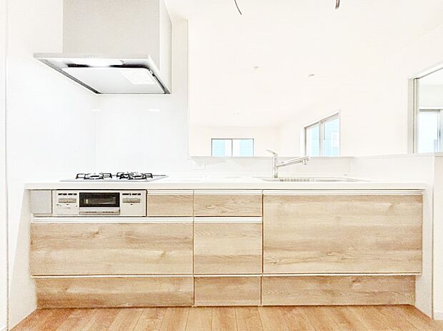 毎日使うキッチンだから、使いやすさ&お手入れのしやすさにこだわりました。