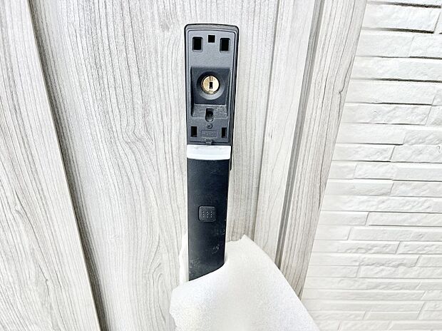 スマートに開錠できる電子キー