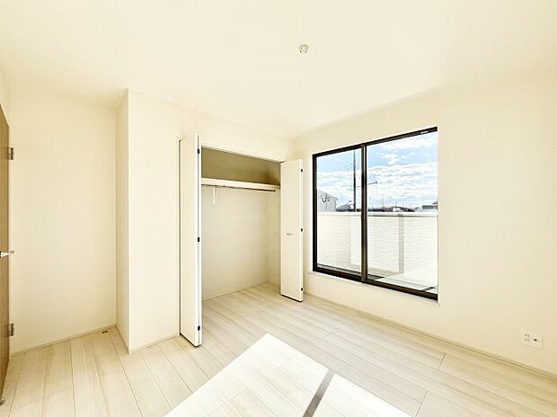 収納が充実しているので居住スペースを広々使えます