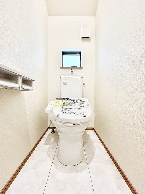 トイレは温水洗浄機能付き
