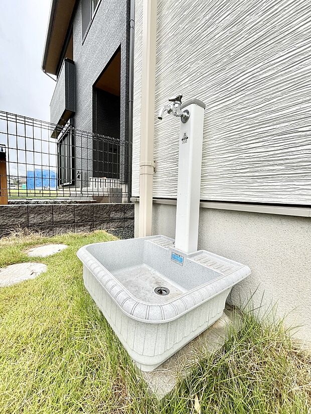 ガーデニングやお掃除に便利な外水栓