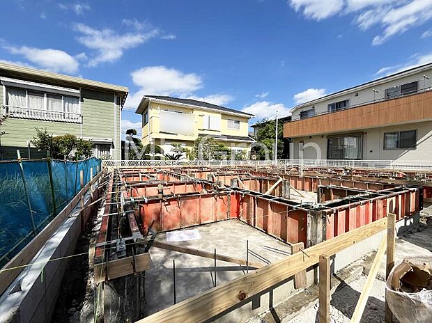 溢れる陽光でご家族の笑顔も輝く