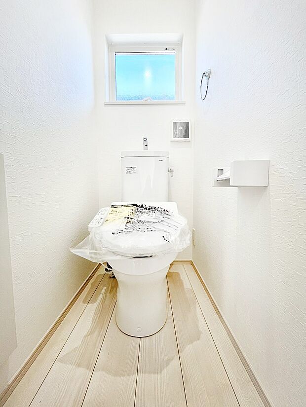 トイレは安心の2箇所!朝のバタバタも一安心です。