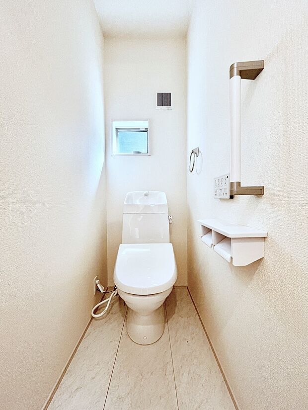 トイレは1階と2階それぞれに配置されていてとても便利です。