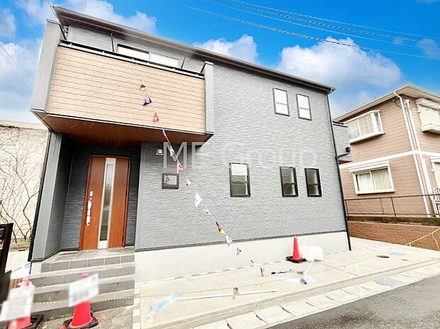 たっぷりの陽光と心地よい風が舞い込む住まい