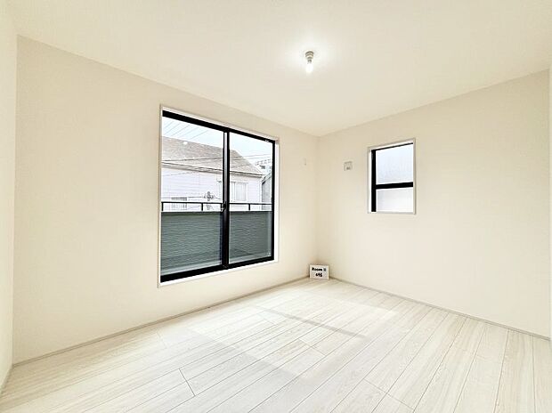 ナチュラルなフローリングはどんなインテリアにもマッチ。