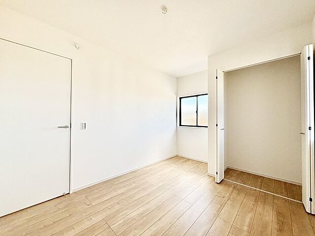 収納が充実しているので居住スペースを広々使えます