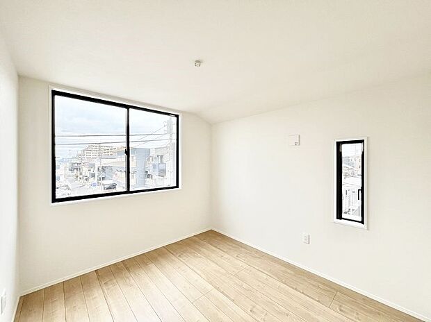 2面採光を確保した明るい空間。家族みんなが快適な暮らしを実現する設計です。