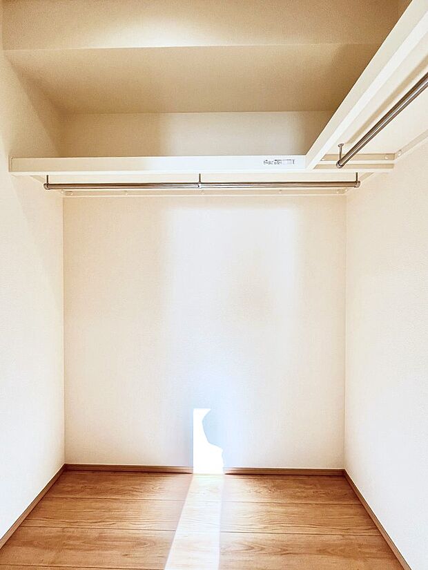 毎日の服選びが楽しくなるウォークインクローゼット