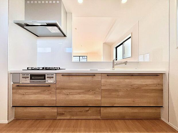 毎日使うキッチンだから、使いやすさ&お手入れのしやすさにこだわりました。