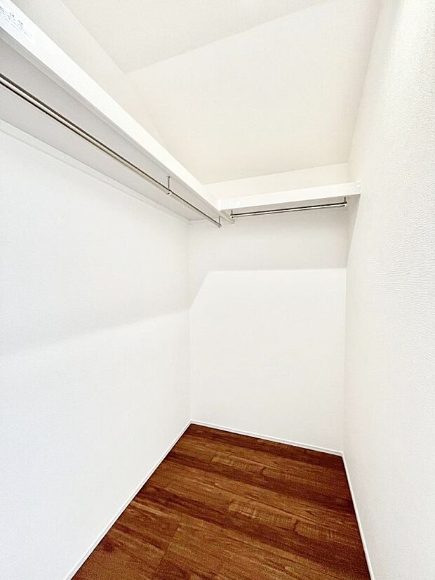 ウォークインクローゼットのある住まいでスッキリ快適な生活を