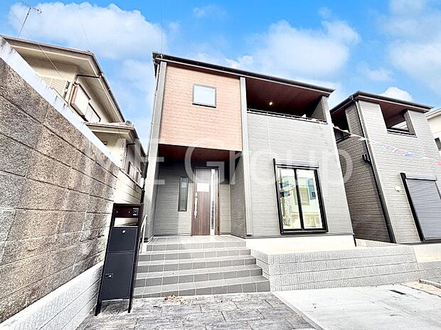 たっぷりの陽光と開放感に包まれる明るい住まい