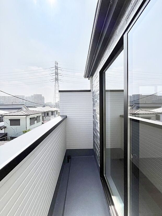 風通しの良いバルコニー