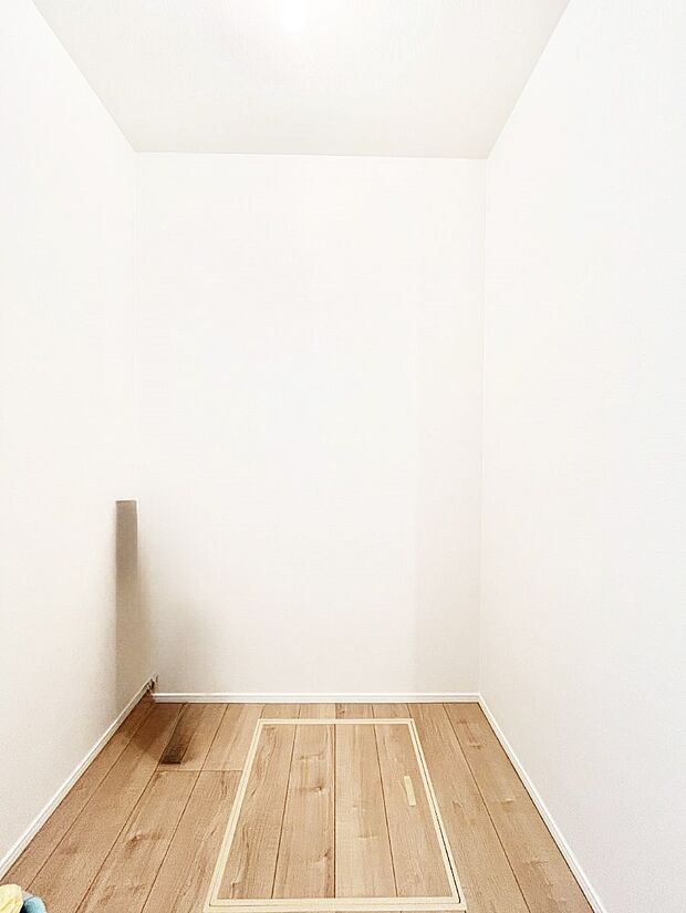 ウォークインクローゼットの活用で生活空間スッキリ