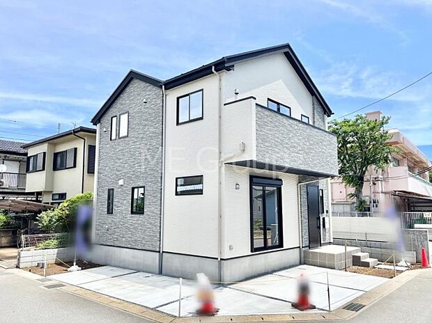 暮らしやすさと居心地の良さにこだわったシンプルで飽きのこないデザイン !