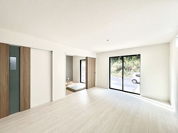 落ち着いた雰囲気のＬＤＫは家族みんなの快適空間  