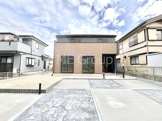 洗練された外観、上質な住空間が広がる室内は永く安心して過ごせる住居です。 