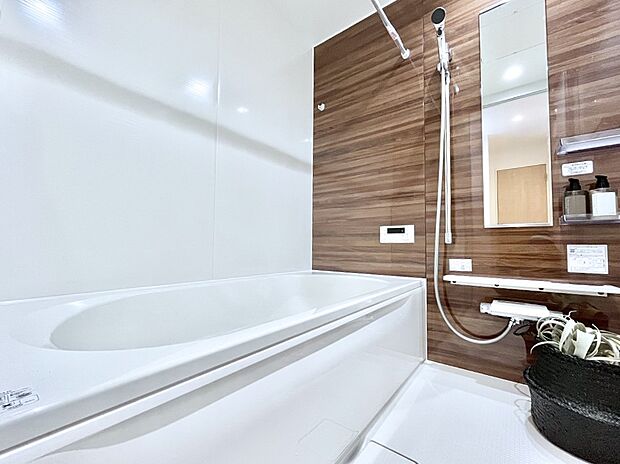 一日の疲れを癒やす大切なバスタイム。ゆっくりとお風呂を楽しんで疲れをとりたいですね！  