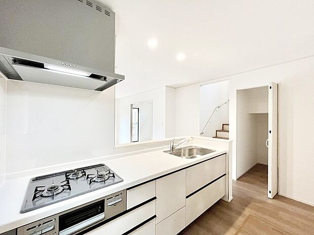 お料理を効率的に、楽しく!システムキッチン