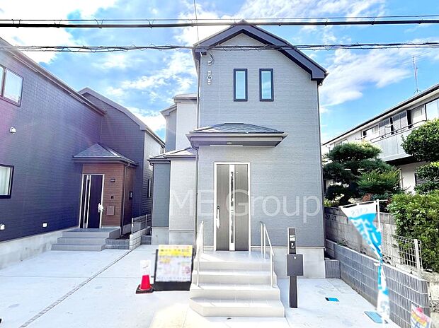 溢れる陽光でご家族の笑顔も輝く