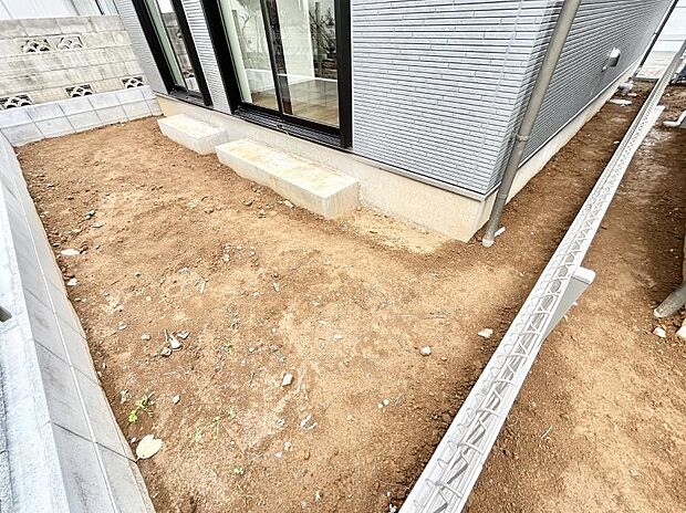 明るさたっぷりのお庭