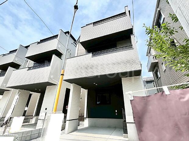 洗練された外観、上質な住空間！永く安心して過ごせる住居です。 