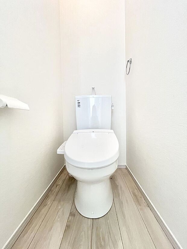 トイレは1階と2階それぞれに配置されていてとても便利です。