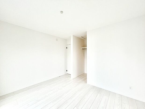 収納が充実しているので、居住スペースを広く使えます。