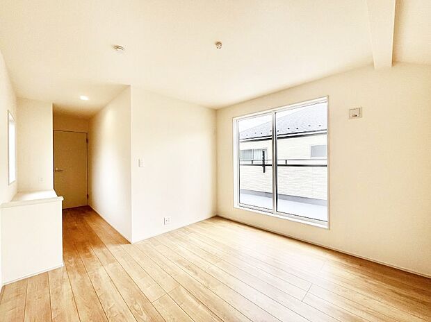 爽やかな日差しがお部屋全体を優しく包み込んでくれます