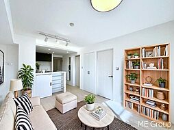 ローズガーデン浦安グランディール 2SLDKのリビング/ダイニング