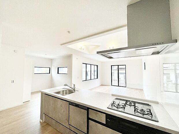 お料理を効率的に、楽しく！システムキッチン  