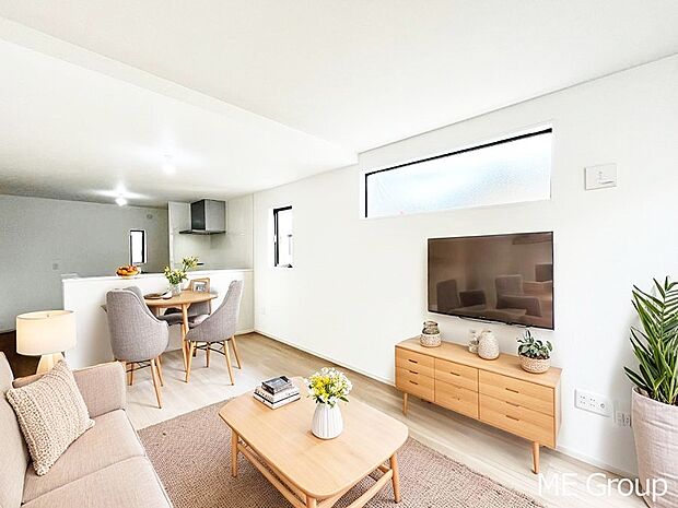 落ち着いた雰囲気のＬＤＫは家族みんなの快適空間※家具はCGです