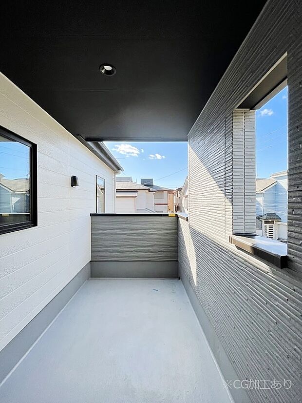 上部に屋根がかかっているので急な雨の時にも安心です。