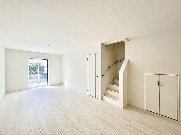 リビング階段が家族の笑顔と会話をつないでくれます  