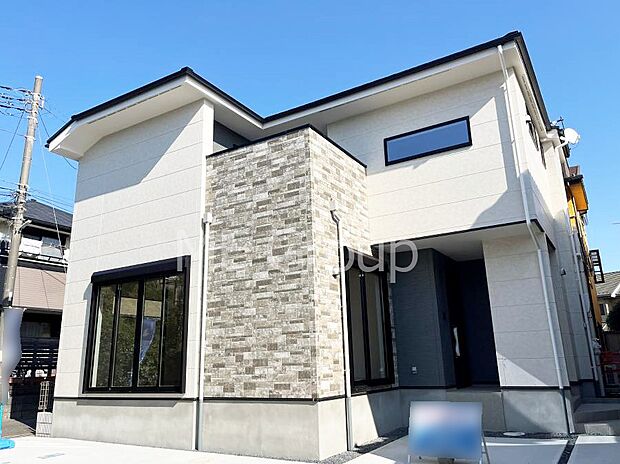 溢れる陽光でご家族の笑顔も輝く