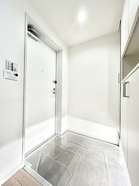 家族の帰宅やお客様をあたたかく迎える玄関