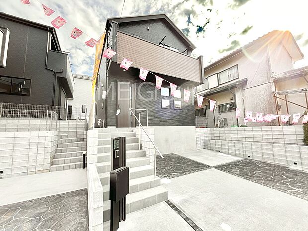 暮らしやすさと居心地の良さにこだわったシンプルで飽きのこないデザイン ！