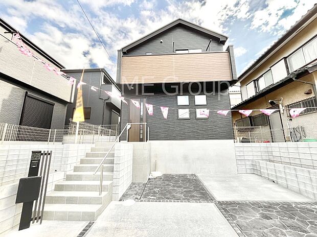 洗練された外観、上質な住空間が広がる室内は永く安心して過ごせる住居です。 