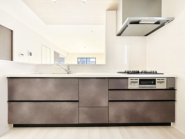 毎日使うキッチンだから、使いやすさ&お手入れのしやすさにこだわりました。