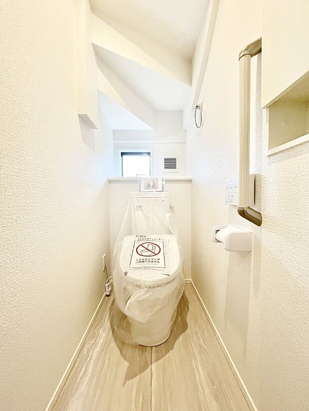 トイレは安心の2箇所!朝のバタバタも一安心です。